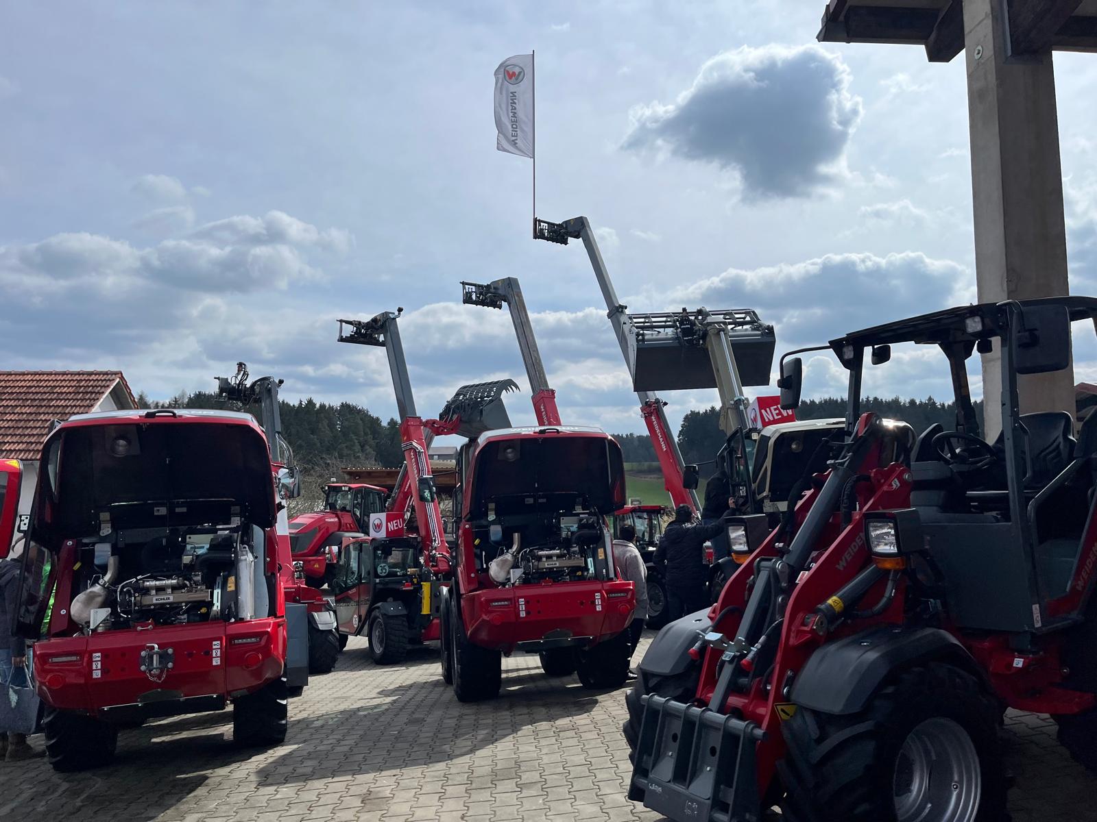 WhatsApp Image 2025-03-31 at 08.33.10 (2)